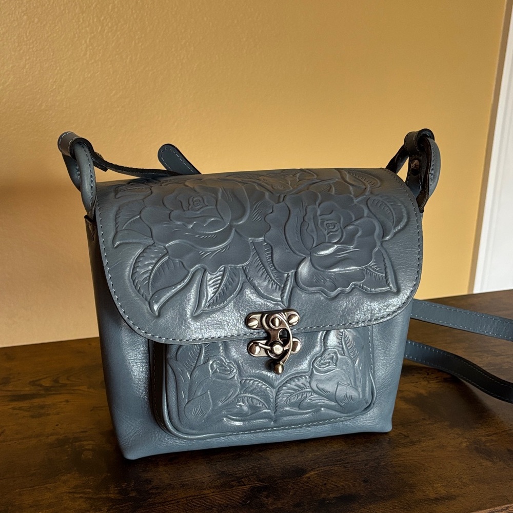 Patricia Nash Elegant Blue Floral Embossed Leather Bag